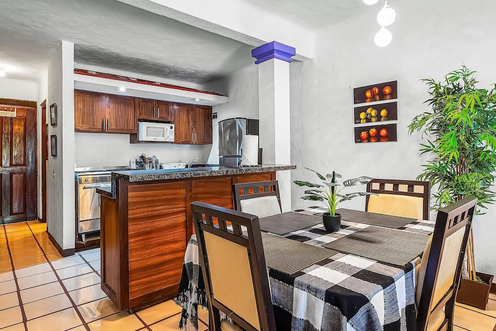 Cozy Apartment w/ Balcony, Pool Views, Free Wifi