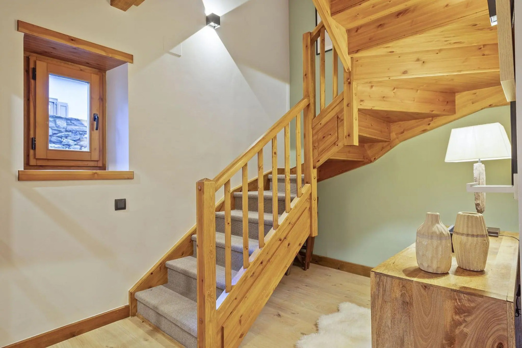 Luderna - Casa Eth Farrow I