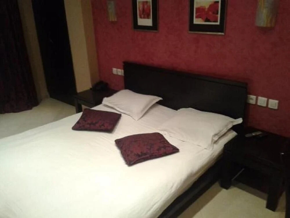 Hotel Ikram