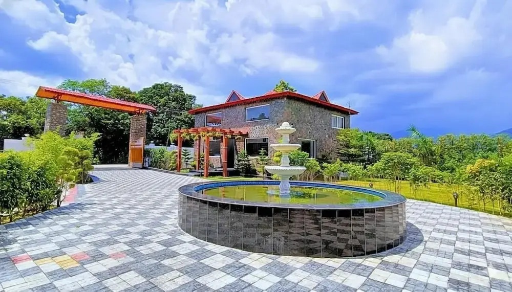 Astoria Corbett Resort