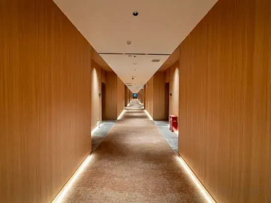 Luodian Mucheng · Banshan Hotel (Luodian Mingzhu Square Branch)