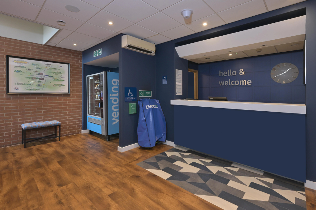 Travelodge Macclesfield Central