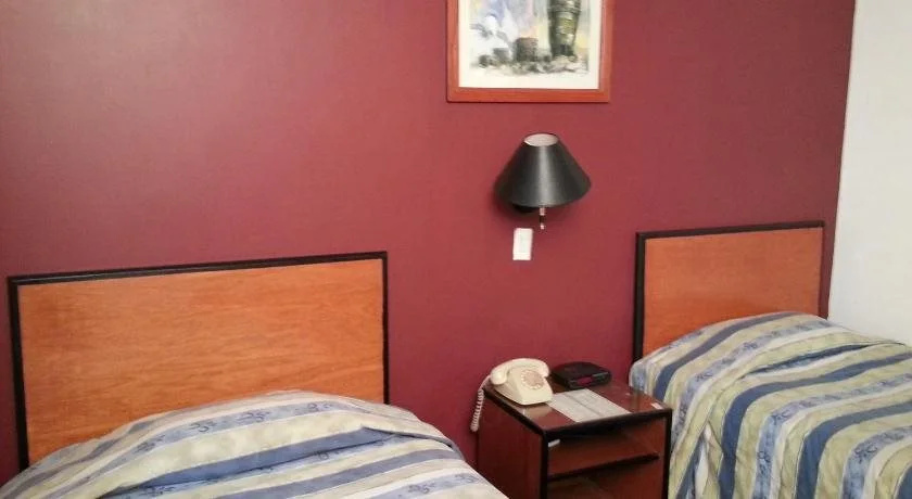 Suites Don Carlos