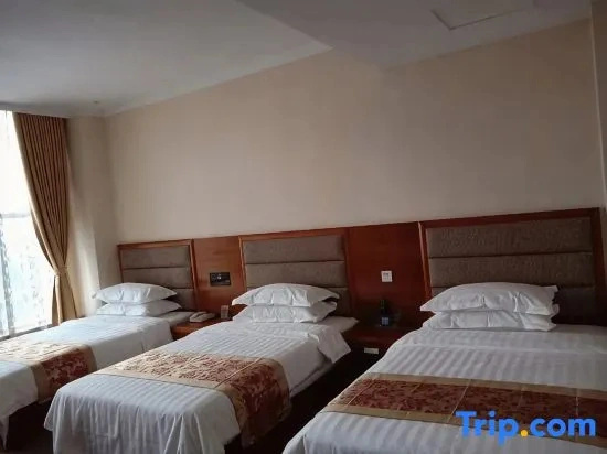 Xiangfan County Friendly Business Hotel