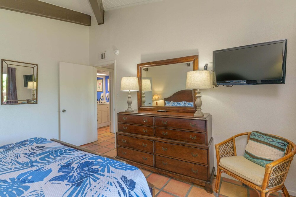 Tiki 204 - Standard 1br Condo W/ Balcony Sleeps 4 1 Bedroom Condo