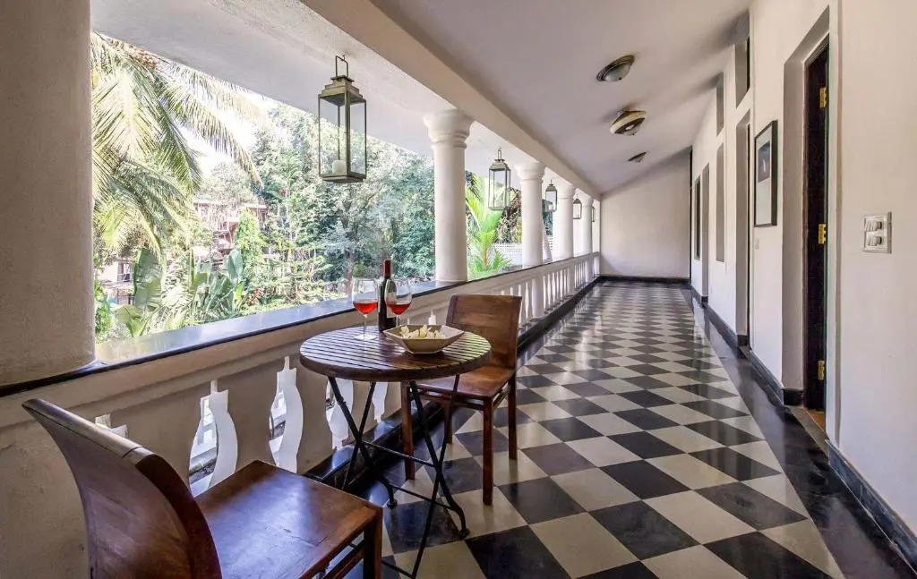 StayVista at La Bougainvillea with Heritage Home