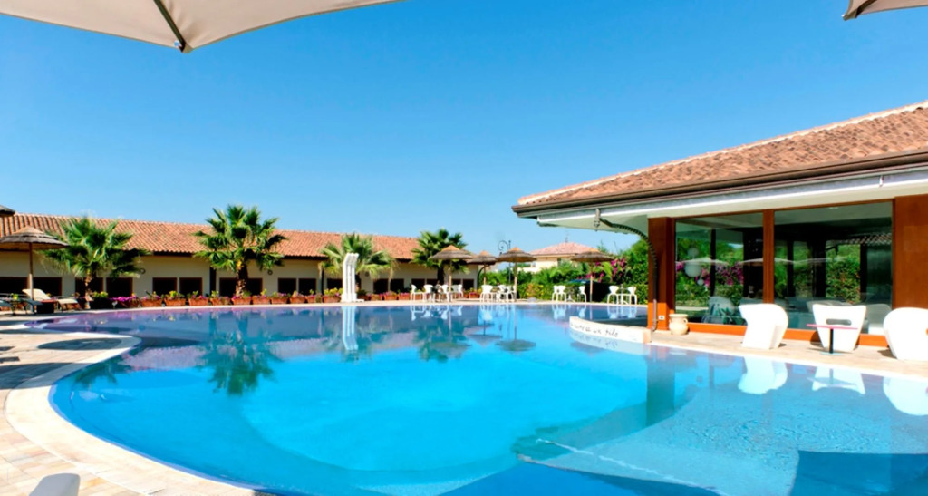 Paestum Inn Beach Resort