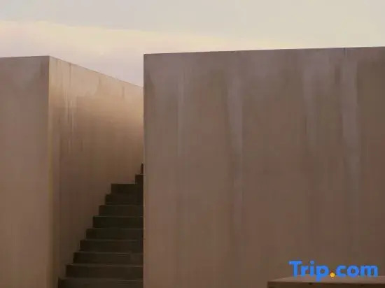 Lijiang Floating Lab