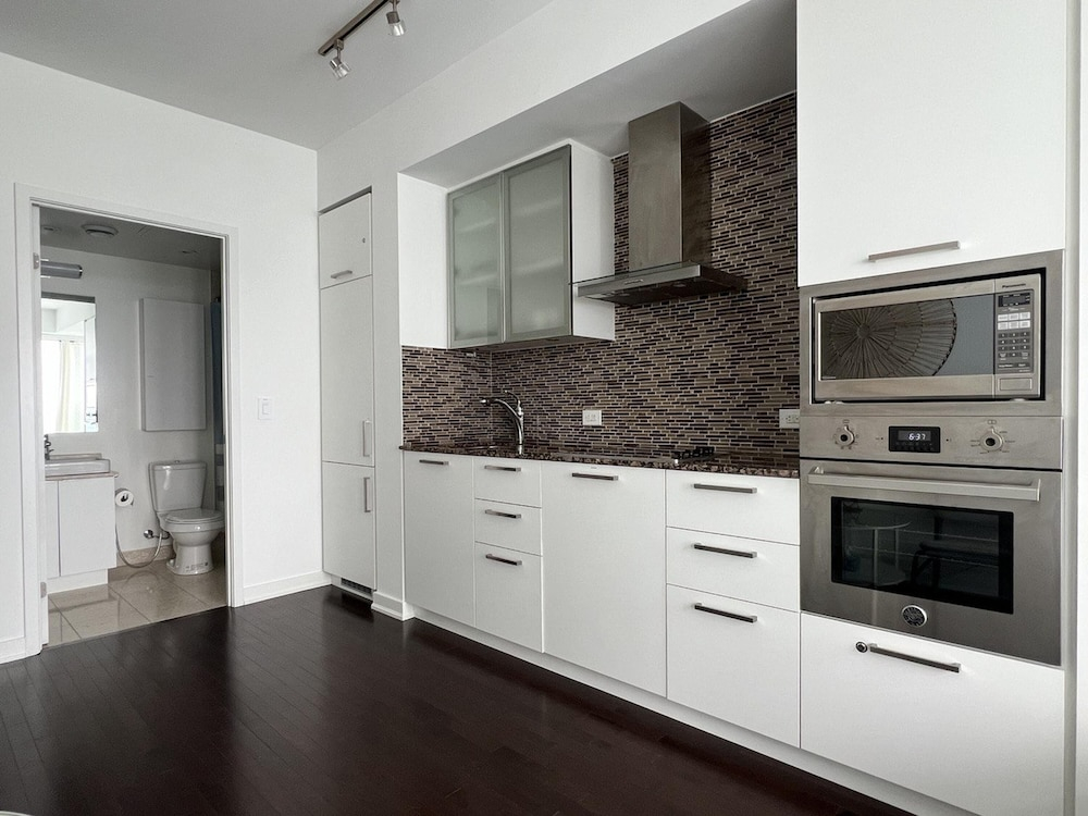 The York Suites
