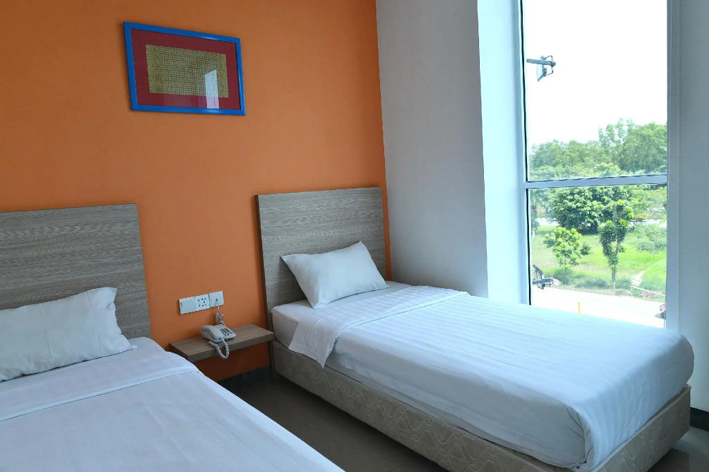 Fresh One Hotel