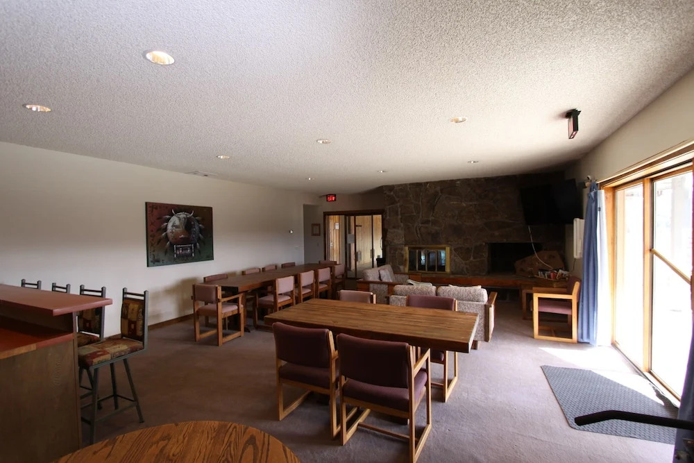 113ab Wptc - Cranmer Rd 3 Bedroom Condo