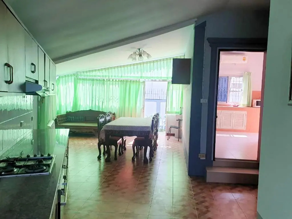 Karun House Chiang Mai, bungalow for 6 in a quiet neighborhood