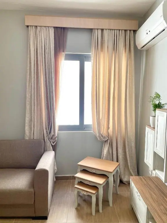 Melenia Suites