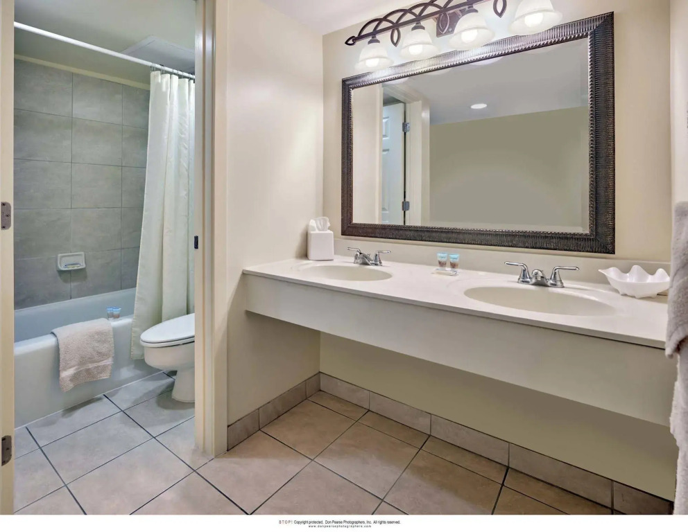 Henlopen Oceanfront Hotel