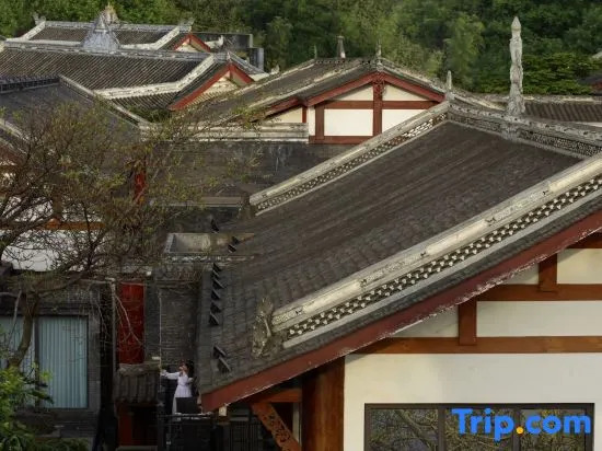 Tiandi Renhe Luochenghui Hotel