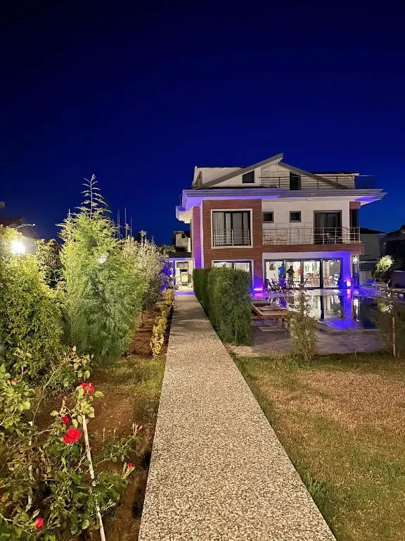 Pena Otel