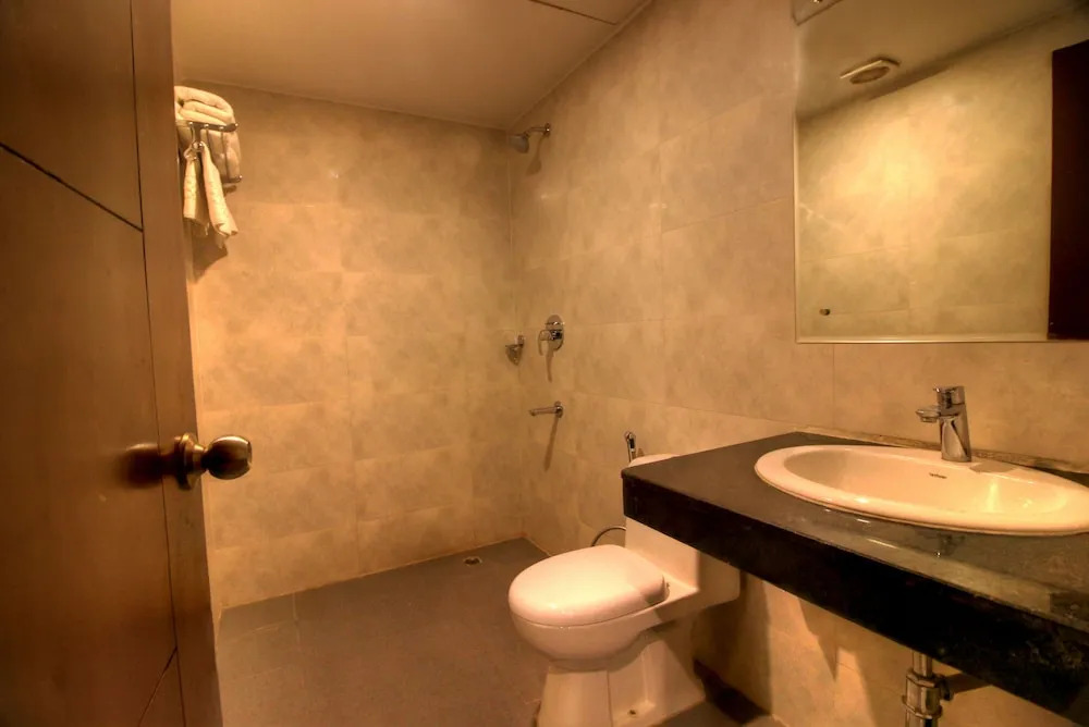 Hotel Kian by JMD Group