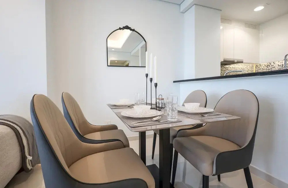 Elite LUX Holiday Homes - Paramount LUX 2BR in Business Bay Dubai