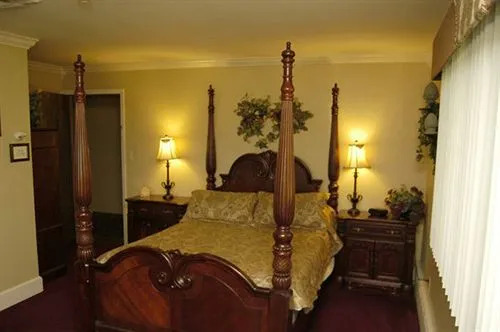 The Lodge Resort Hotel