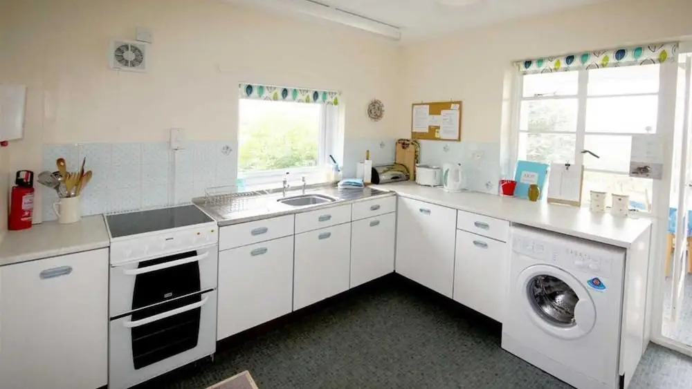 Eryl cottage in Rowen