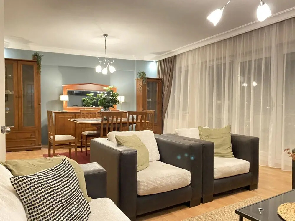 Missafir Sleek Flat in Nisantasi With Terrace