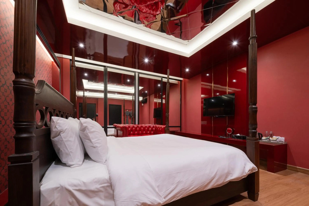 G Boutique Silom Hotel
