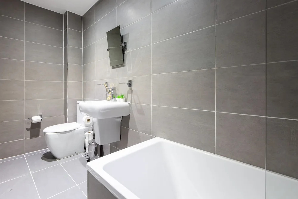 Chic Three Bed Shoreditch Gem Sleeps 8 A2