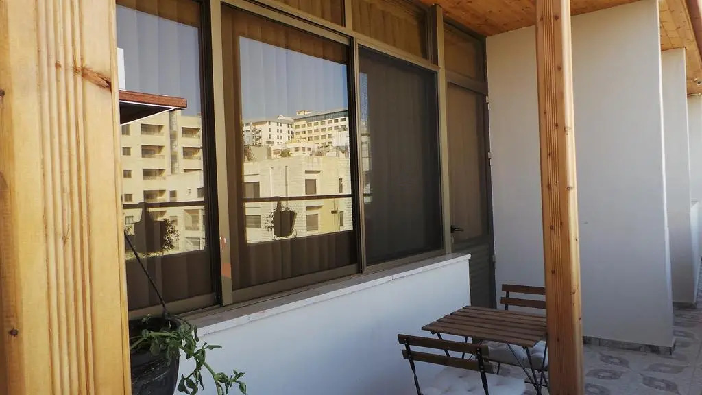 Janty Apartments