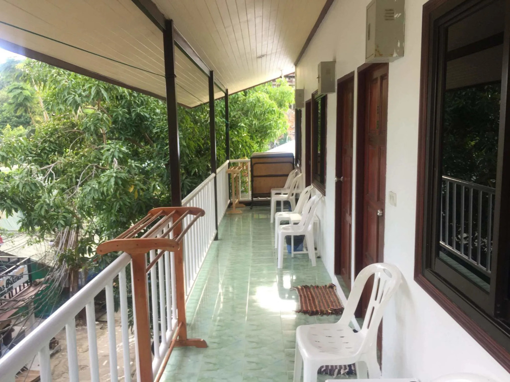 Cocos Guest House