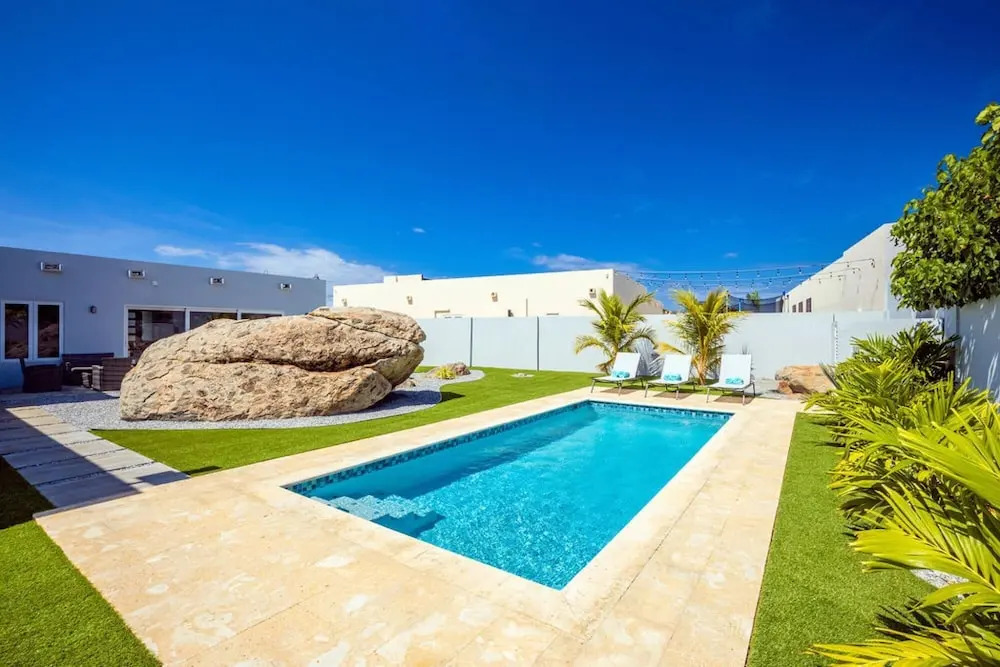 NEW 3BR 3BA Villa w Modern Decor and Private Pool