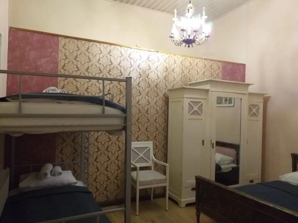 Cozy Apartment in Old Tbilisi