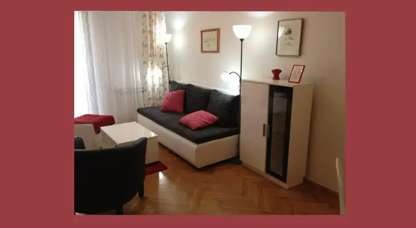 Apartment Lakatos