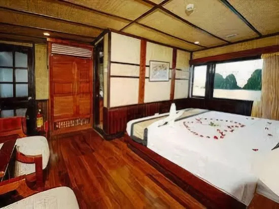 Imperial Junk Halong