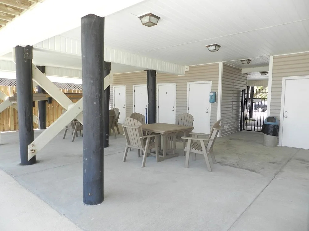Ned's Cove 5 2 Bedroom Condo