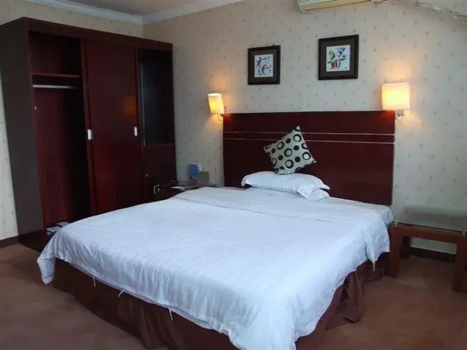 Yinquan Business Hotel