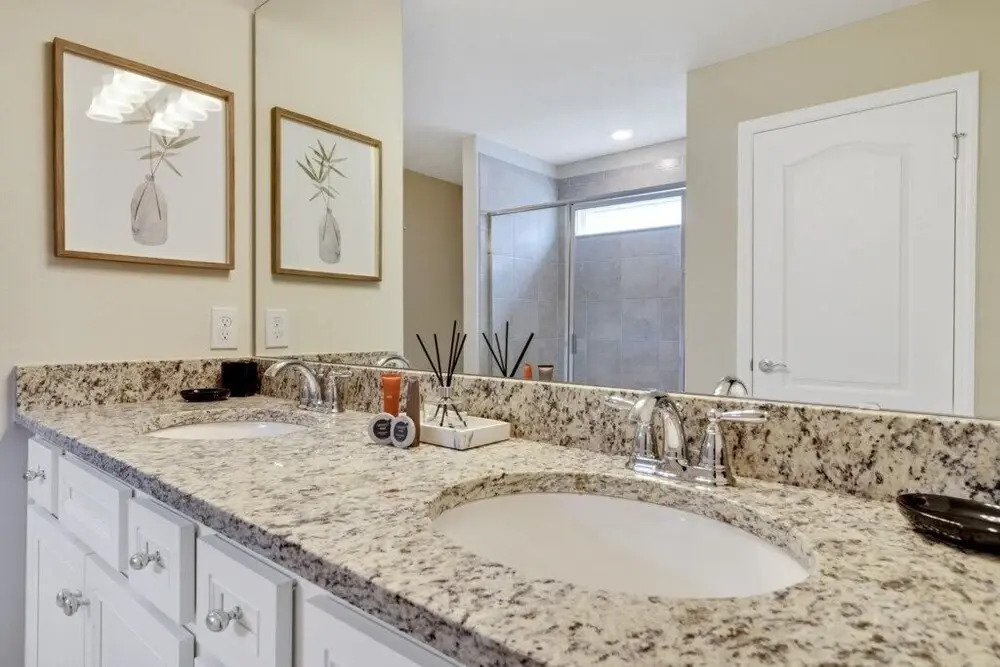 Summer Deal! 5 Bdrm Solterra Home!