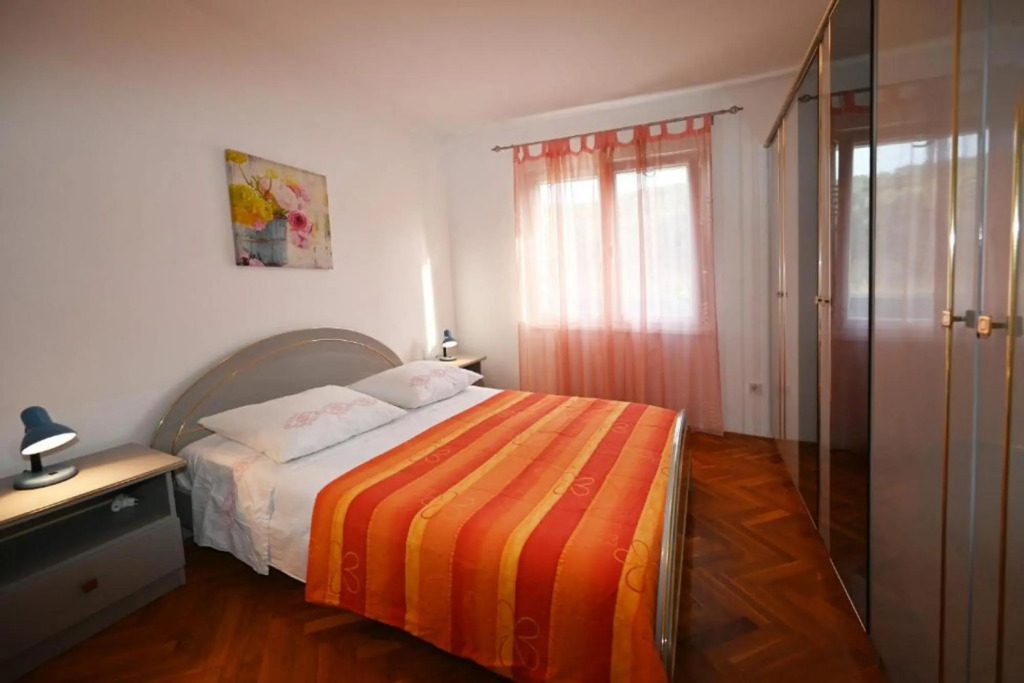 Mihovilovic - 50 m from beach - A2(6+1)