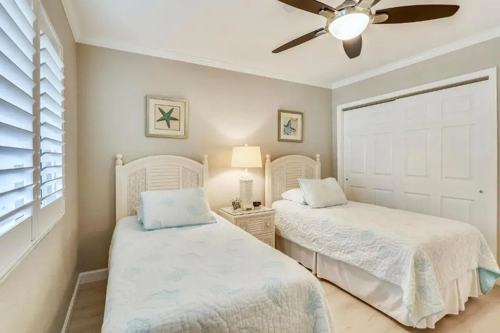 Land's End 6-302 Beach Front - Premier