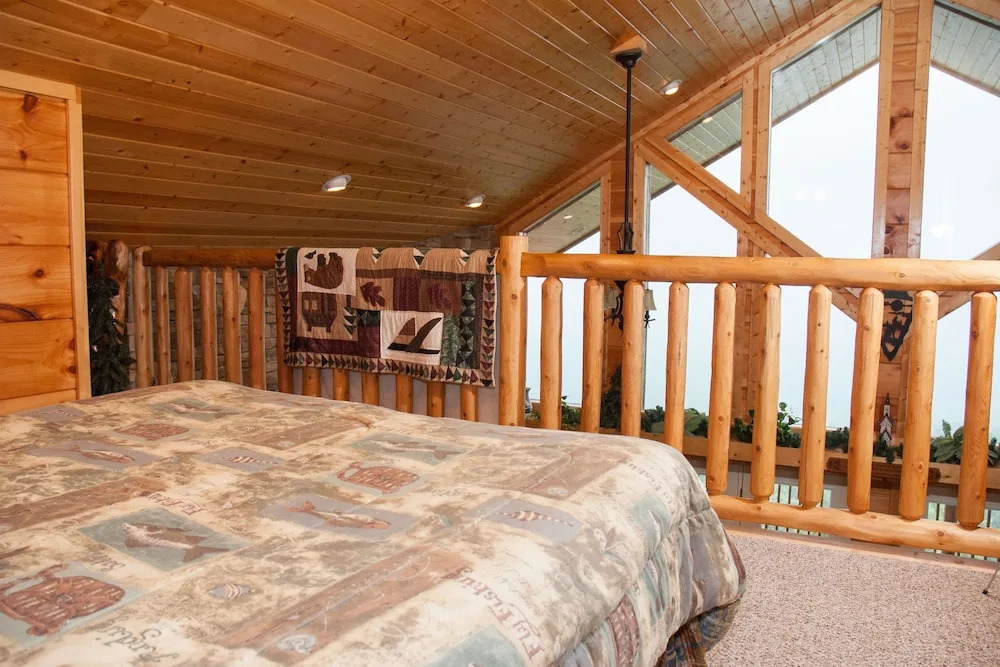 ARROWHEAD - 5 Br Cabin