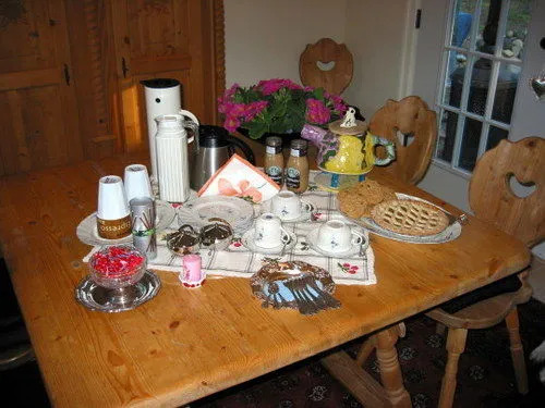 Charm of Qualicum Bed and Breakfast