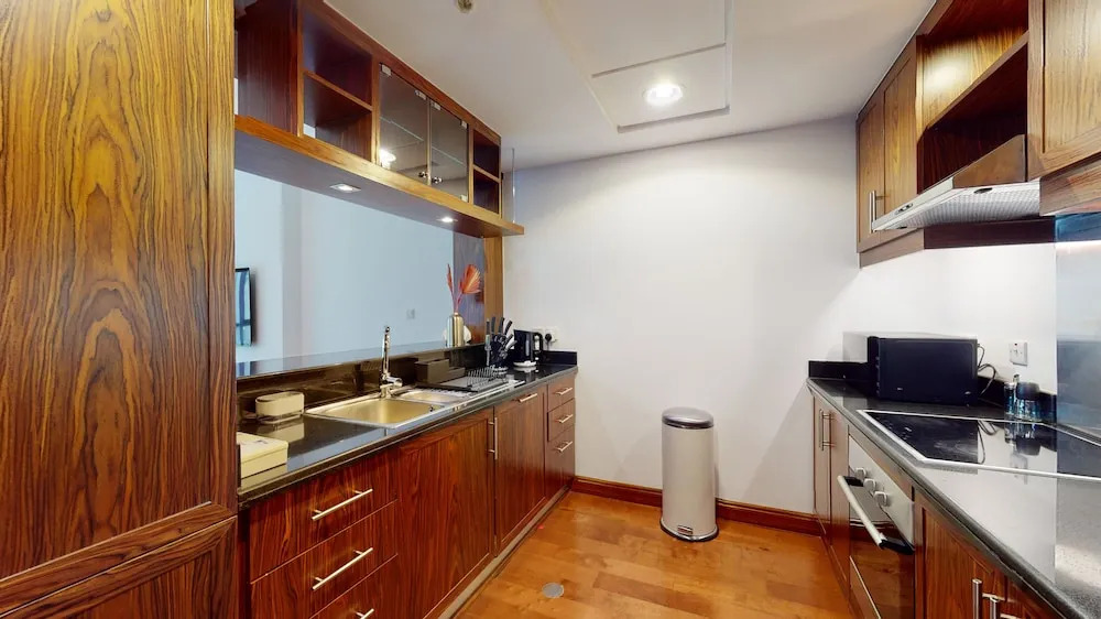 The Residences 601