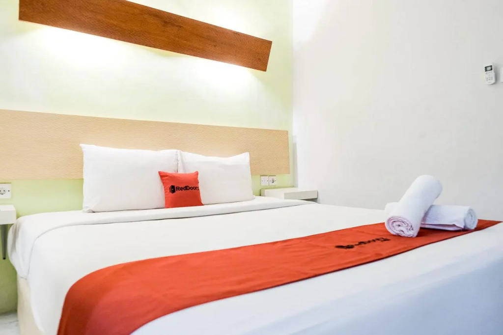 RedDoorz Plus at Sunrise Hotel Sanur