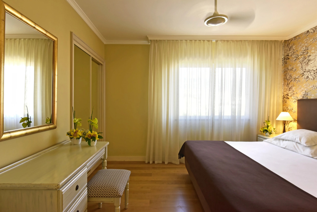 Pestana Village Garden Hotel