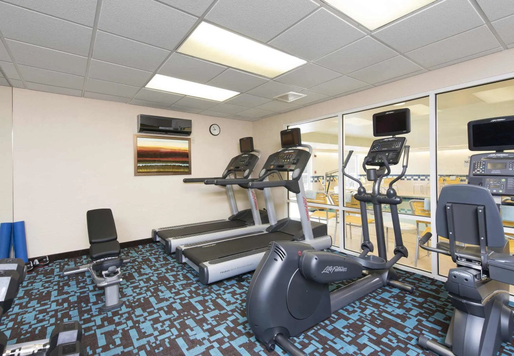 Fairfield Inn and Suites by Marriott Chicago St. Charles