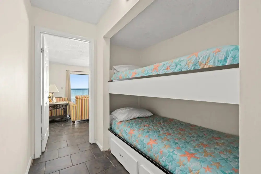 The Summit Unit 512