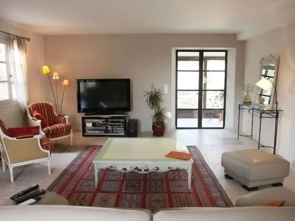 Cosy Villa With Private Pool La Chaleureuse
