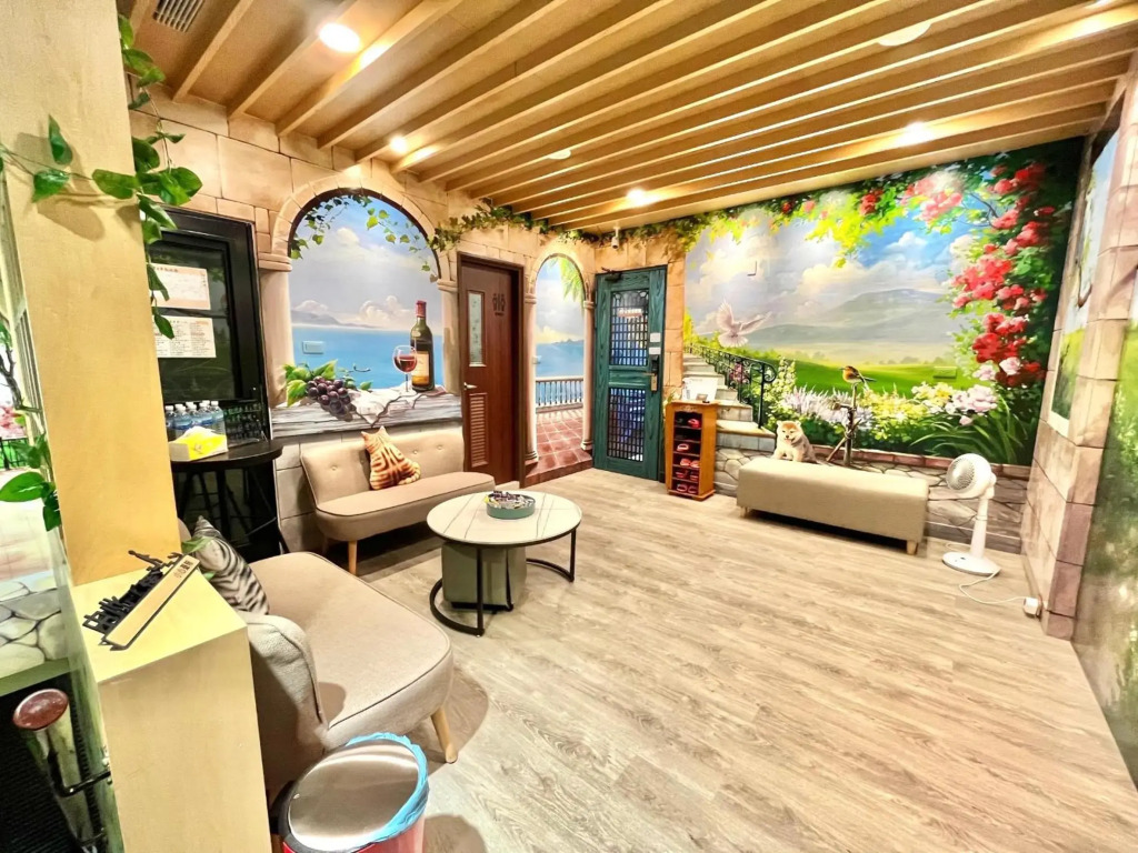14 Art Villa