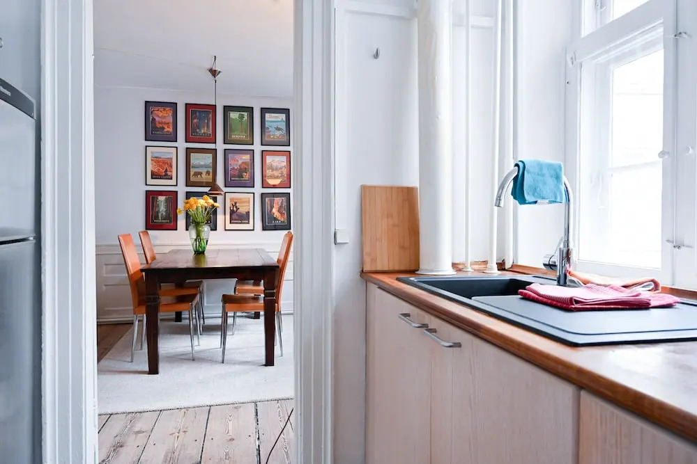 Hyggelig One-bedroom Apartment in the Original Building From 1750