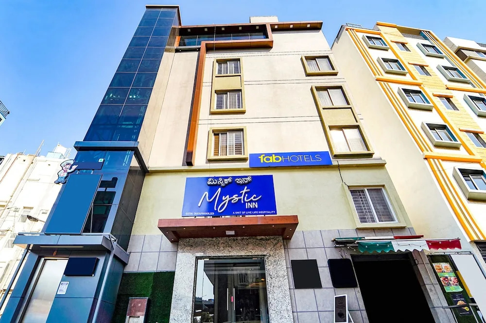 FabHotel Ellegant Inn