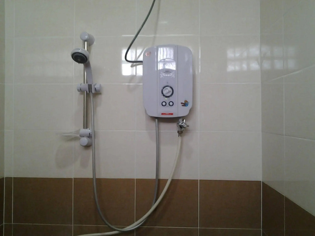 Cenang Room Rahsia Motel